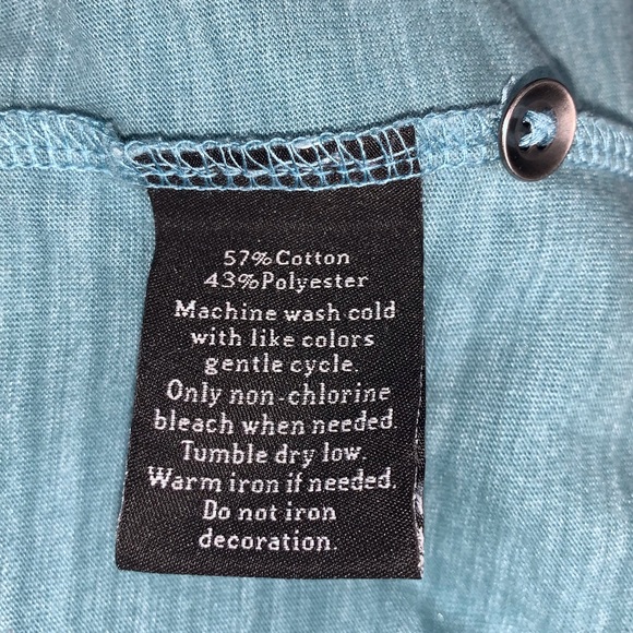 Rock & Republic Short Sleeve Henley - Picture 5 of 5